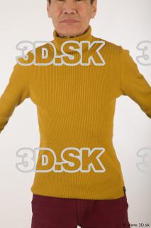 Upper body yellow sweater of Sidney 0001